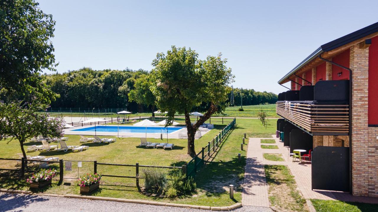 Willa Agriturismo Ai Due Leoni Aquiléia Zewnętrze zdjęcie