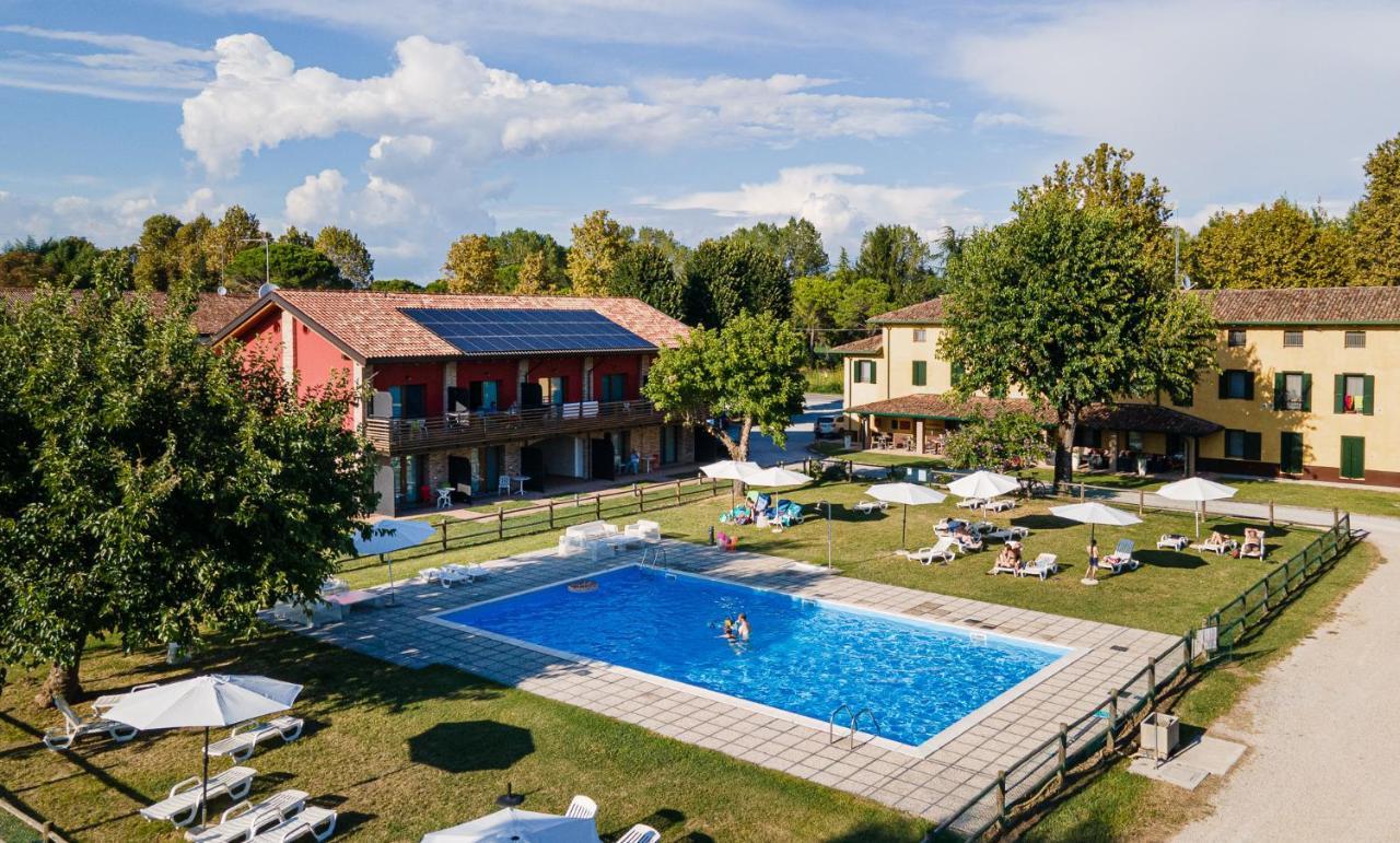 Willa Agriturismo Ai Due Leoni Aquiléia Zewnętrze zdjęcie