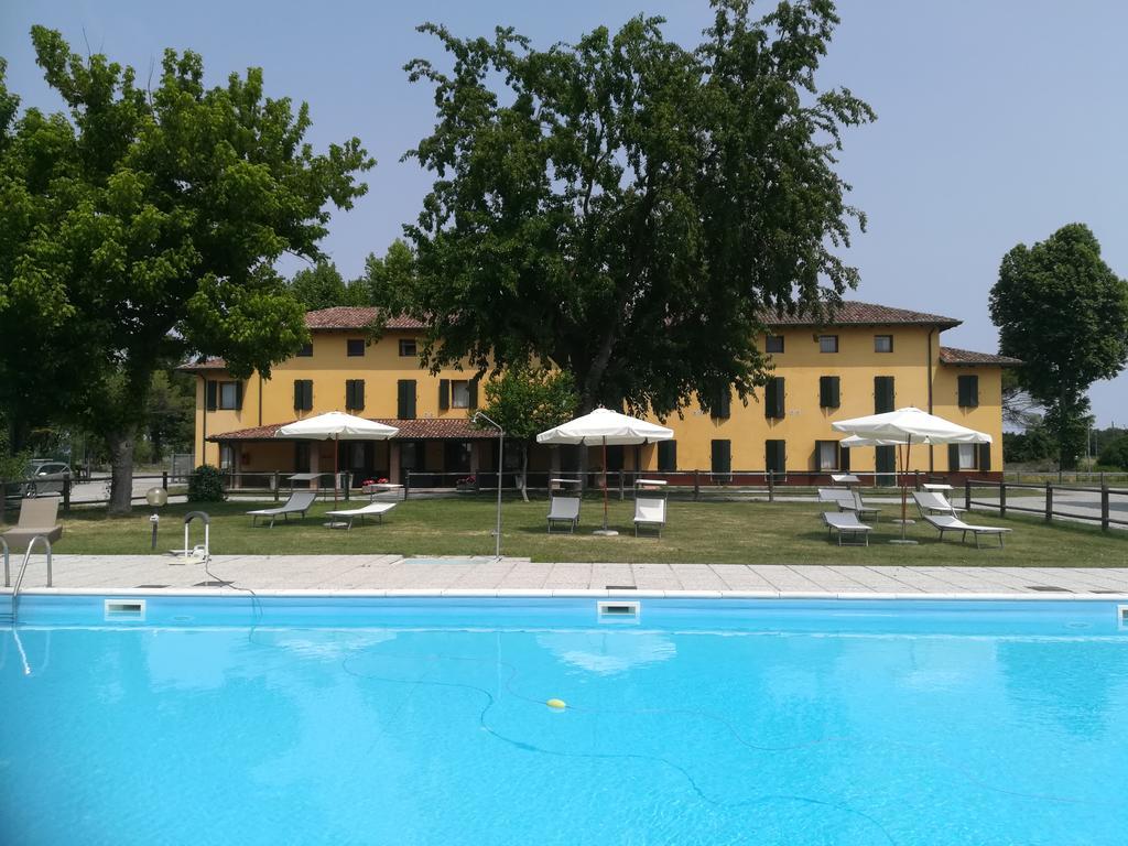 Willa Agriturismo Ai Due Leoni Aquiléia Zewnętrze zdjęcie